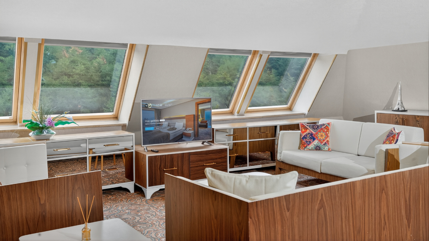 Lüks, modern ve şık detayları ile öne çıkan odalarımız, Çam Termal Hotel tarafından her ihtiyacınızı eksiksiz olarak karşılayacak şekilde tasarlanmıştır.