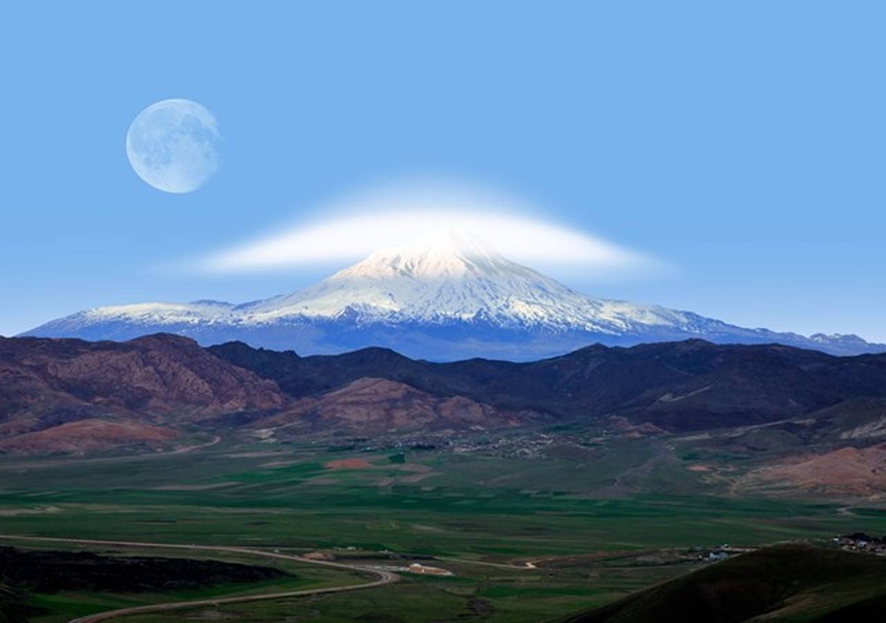 Türkiye'nin en güzel manzara fotoğrafları arasında sayılabilecek kadar estetik duran Ağrı Dağı manzarası