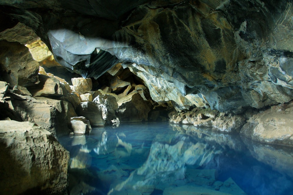 termal su kaynağı, mağara, yeraltı suları, kaplıca, termal su nedir