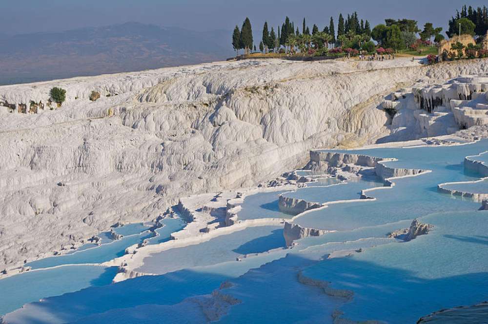 pamukkale'nin uzaktan çekilmiş doğa manzaraları