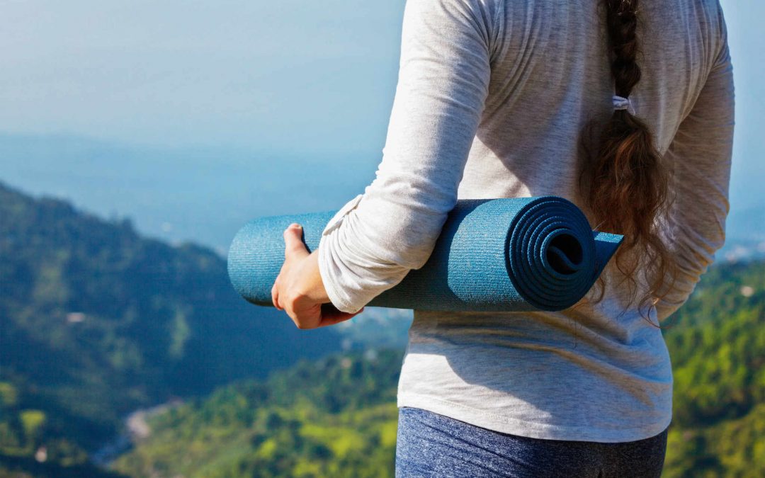 A’dan Z’ye Rehber: Yoga Nedir, Nasıl Yapılır? (Görselli Anlatım)